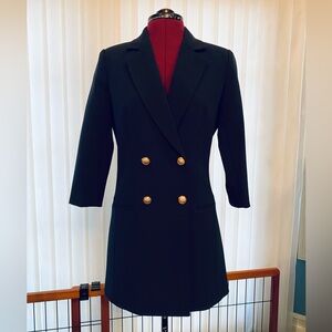 Mural Dark Blue Fitted Blazer with 3/4 Sleeves and Gold Buttons